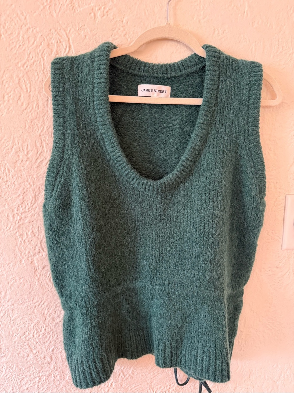 James Street Co. Quinn Vest in Hunter Green